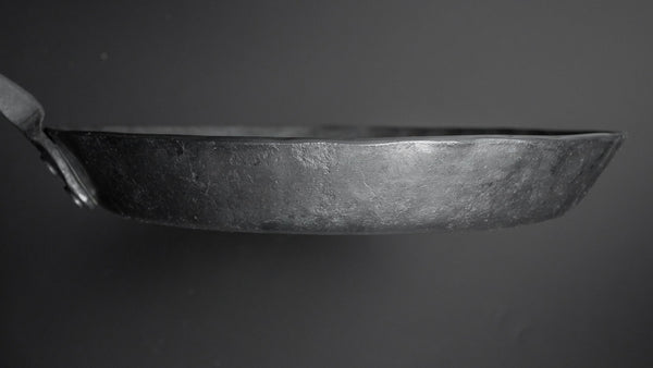 Kanatoko Hand Forged Iron Frying Pan (Medium) Product vendor