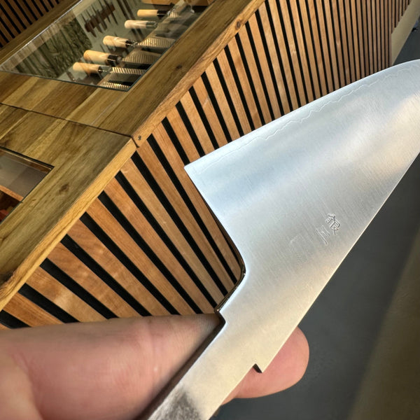 Hitohira Kikuchiyo Gosaku Silver #3 Gyuto 210mm (No Handle) - Tetogi