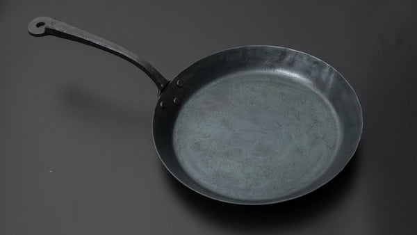 Kanatoko Hand Forged Iron Frying Pan 235mm Bottom Size (2.3mm/ Custom Ordered) - Tetogi