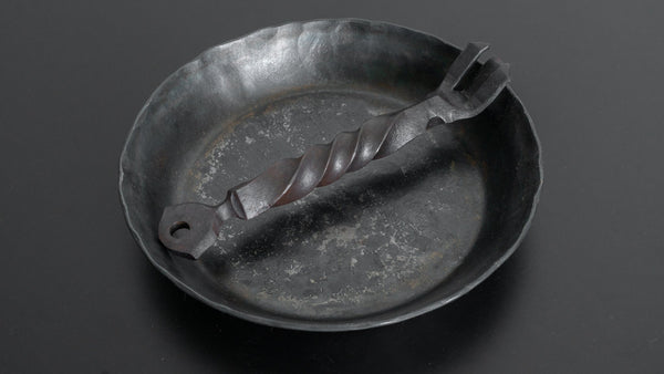 Kanatoko Hand Forged Iron Frying Pan (Removable Handle/ Nejiri) - Tetogi