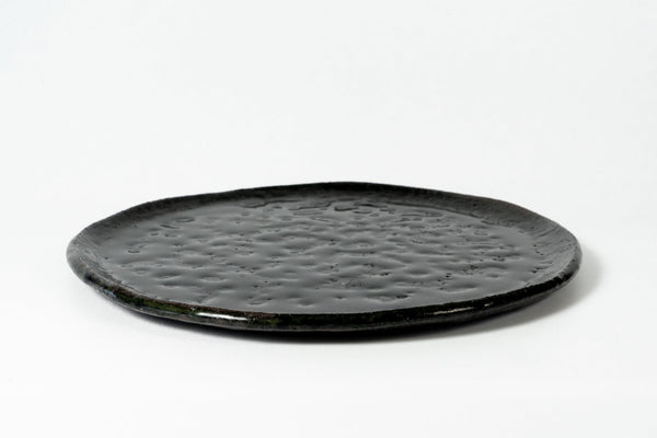 Komon Okuda Plate Kuro Haiyu (black ash glaze) - Tetogi